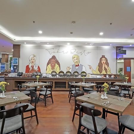 Tjokro Hotel Klaten Ngoại thất bức ảnh