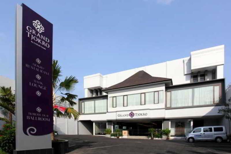 Tjokro Hotel Klaten Ngoại thất bức ảnh