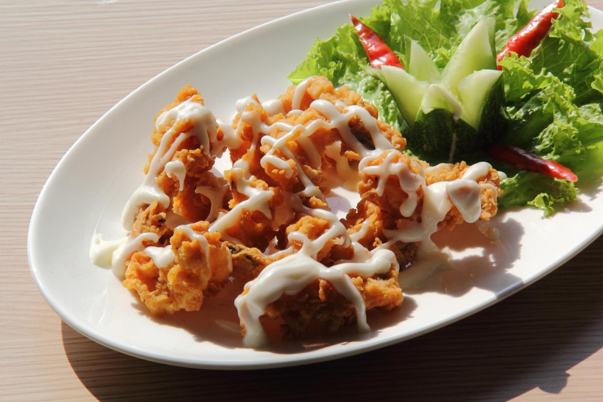 Tjokro Hotel Klaten Ngoại thất bức ảnh