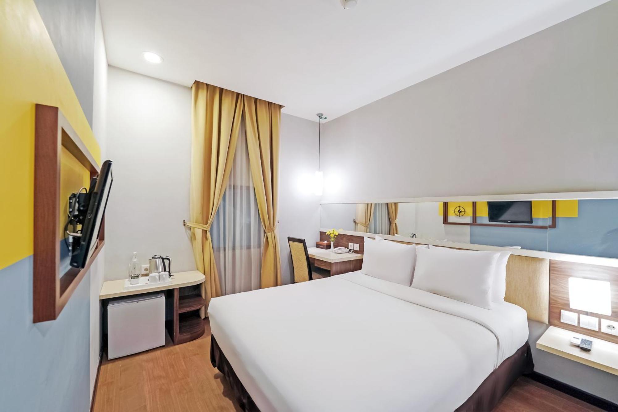 Tjokro Hotel Klaten Ngoại thất bức ảnh