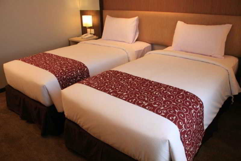 Tjokro Hotel Klaten Ngoại thất bức ảnh
