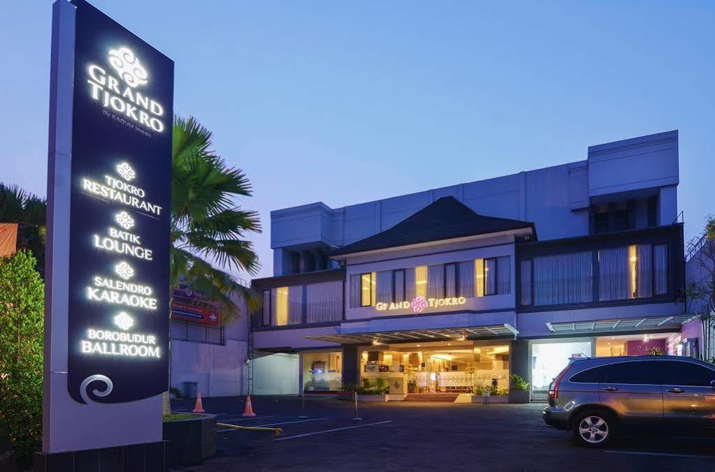 Tjokro Hotel Klaten Ngoại thất bức ảnh